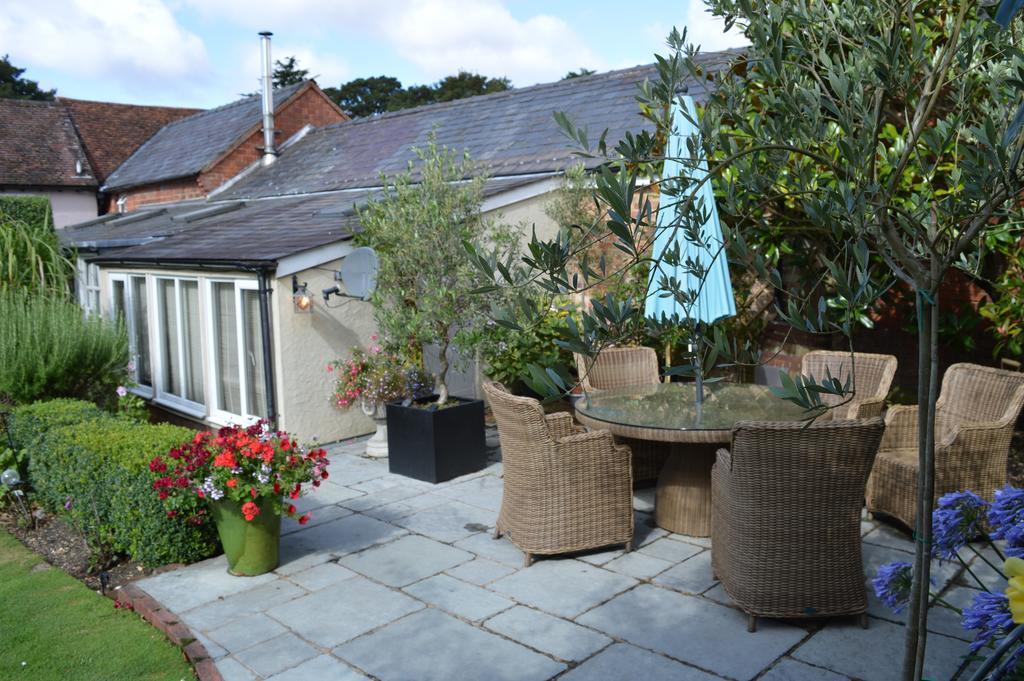 Motts Bed & Breakfast Great Dunmow Exterior photo